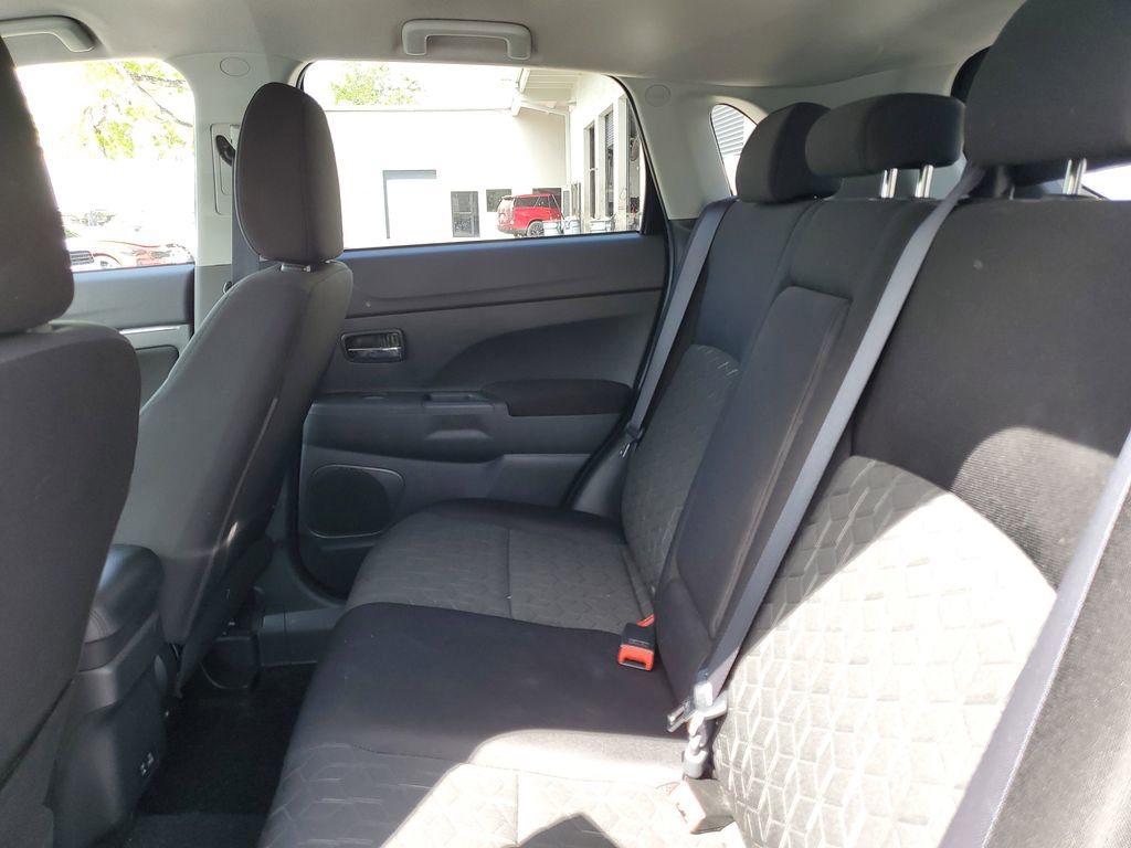 Used 2023 Mitsubishi Outlander Sport LE image 16