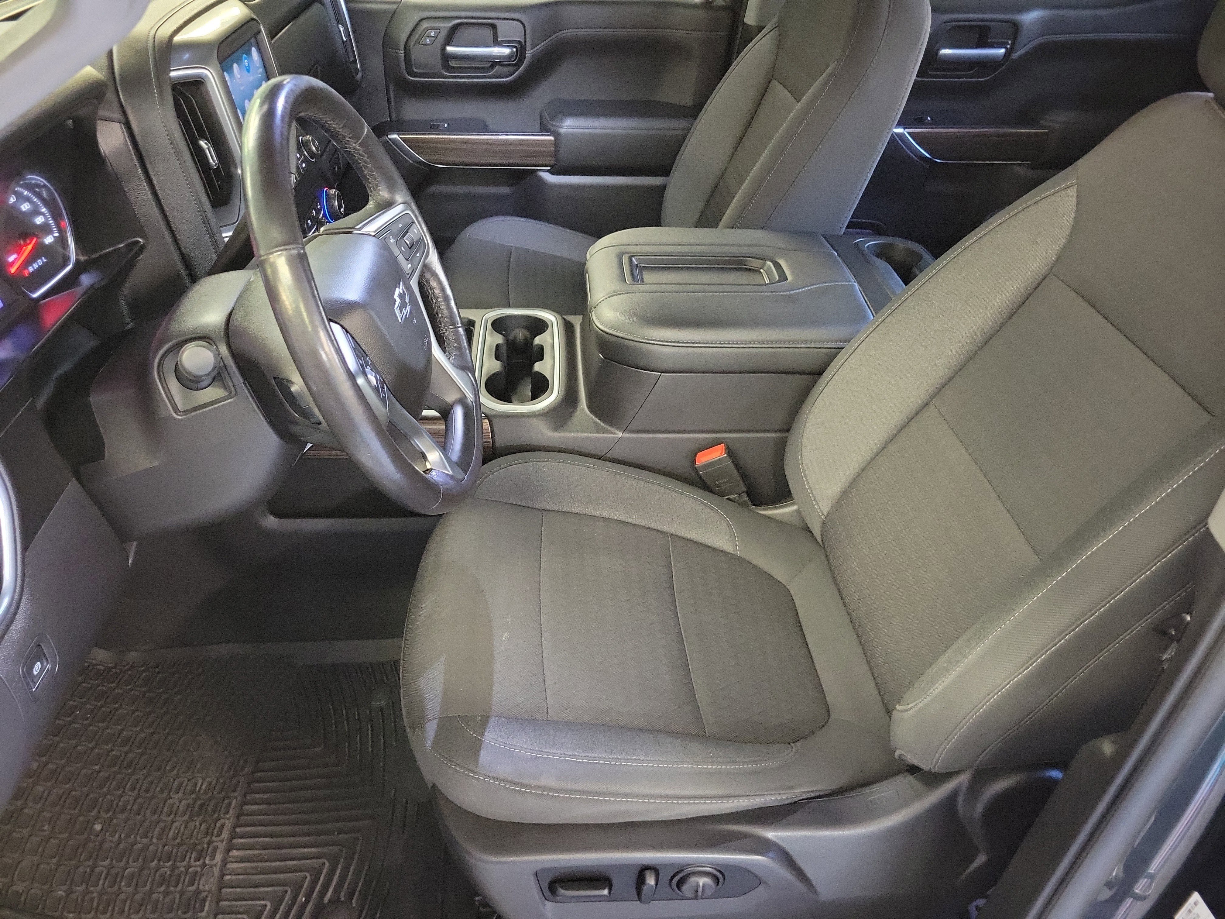 Used 2021 Chevrolet Silverado 1500 LT Trail Boss w/ Bed Protection Package image 8