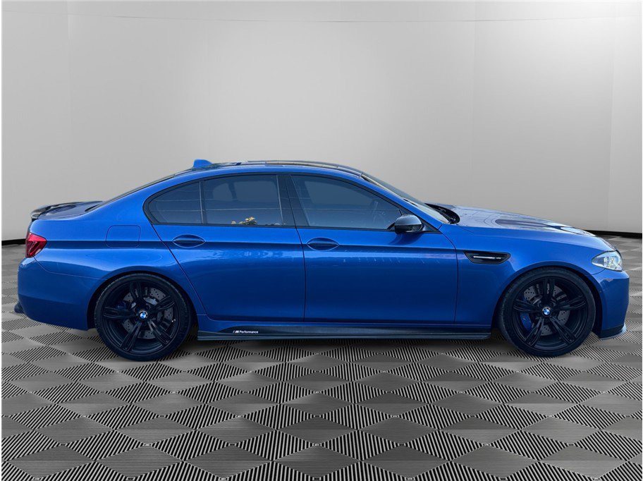 Used 2016 BMW M5 RWD image 6
