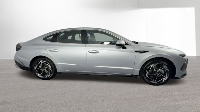 New 2025 Hyundai Sonata SEL image 10