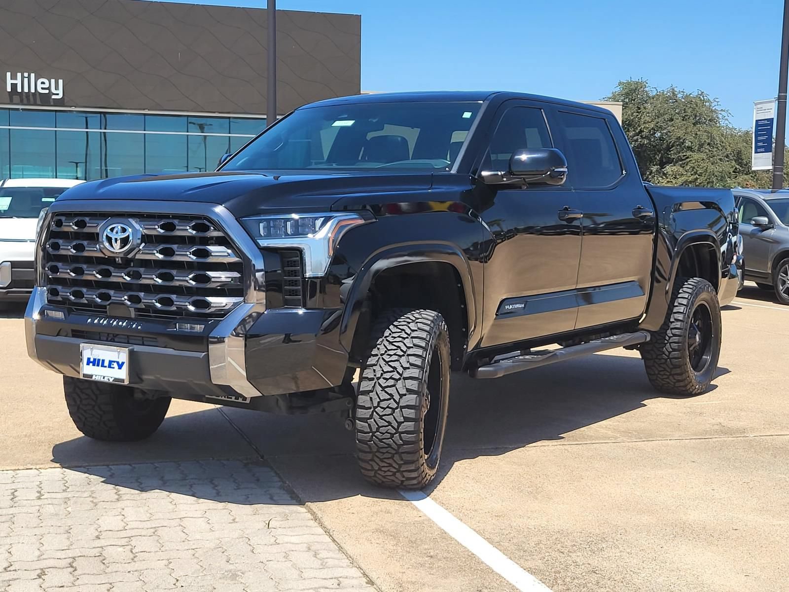 Used 2023 Toyota Tundra Platinum RWD video 2