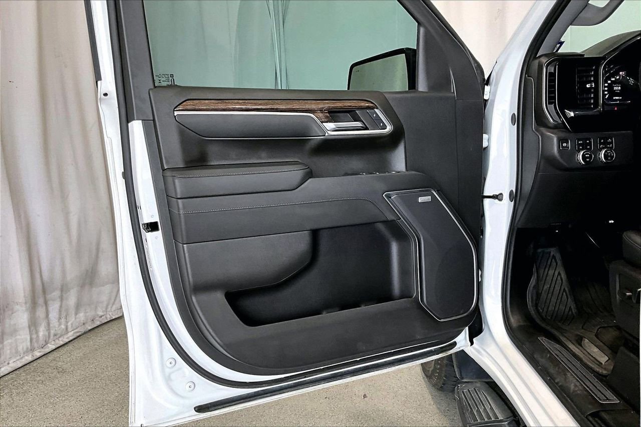 Used 2024 GMC Sierra 1500 Elevation w/ Elevation Premium Package image 21