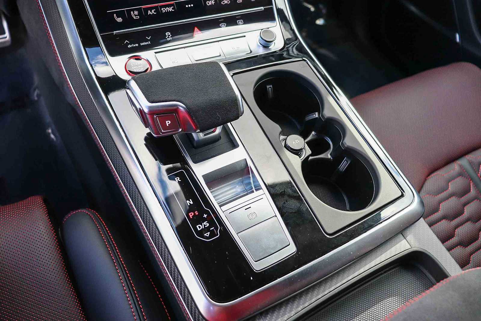 New 2026 Audi RS Q8 performance image 26