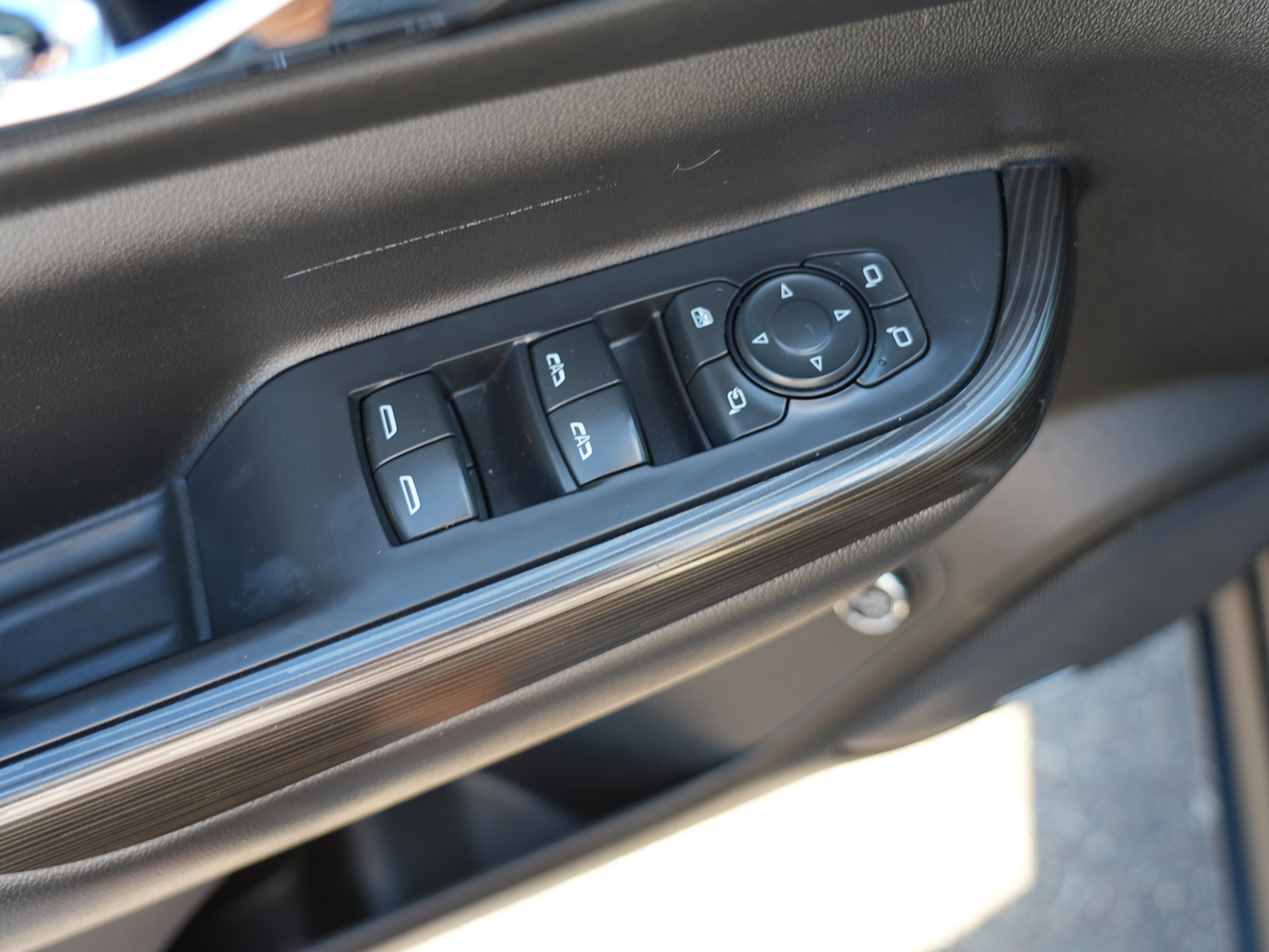 Used 2021 GMC Acadia SLT w/ Preferred Package AWD/4WD image 16