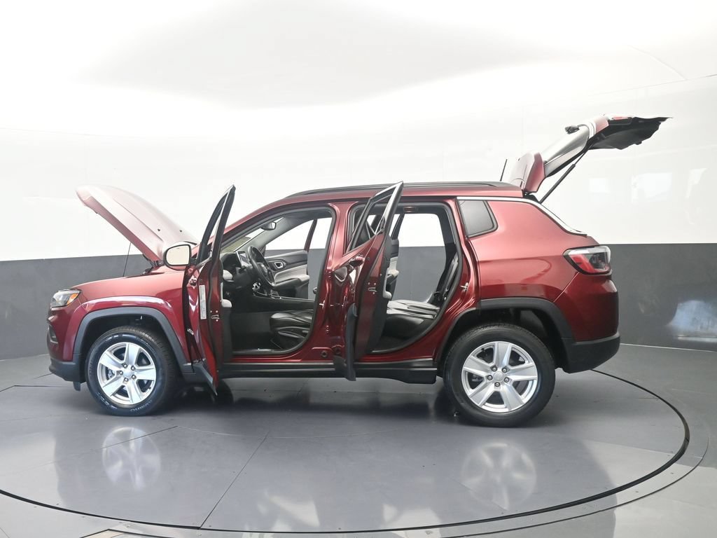 Used 2022 Jeep Compass Latitude AWD/4WD image 67