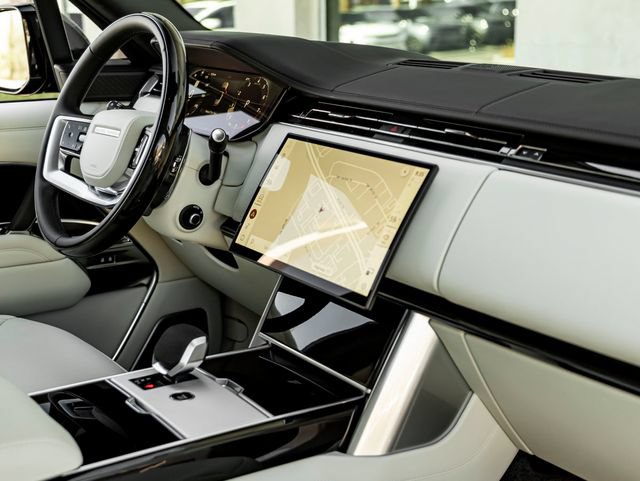 New 2026 Land Rover Range Rover Long Wheelbase Autobiography AWD/4WD image 41