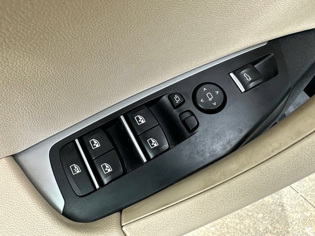 Used 2018 BMW X3 xDrive30i AWD/4WD image 16
