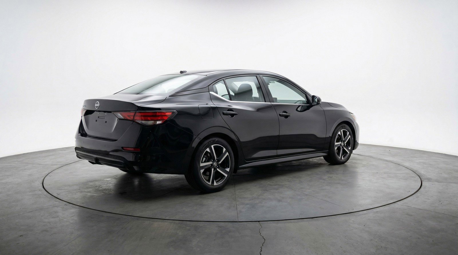 Used 2025 Nissan Sentra SV FWD image 9