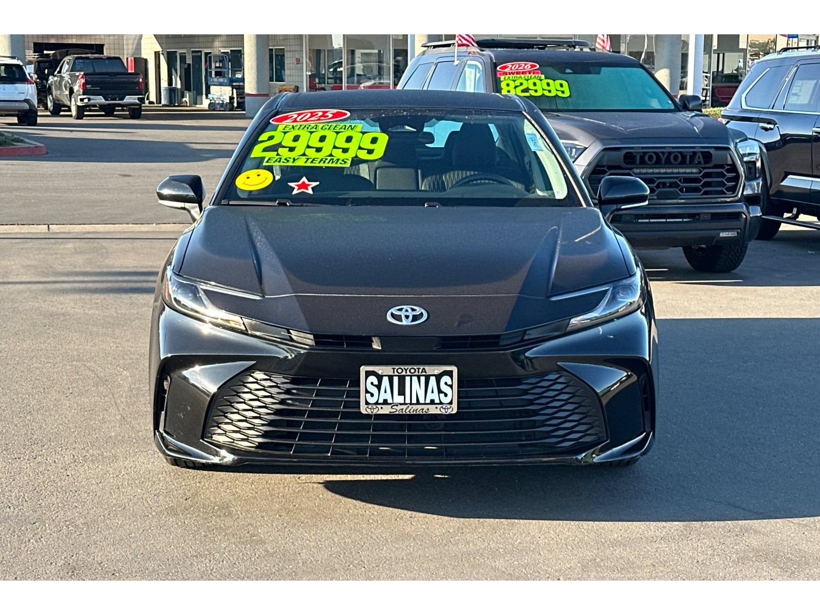 Used 2025 Toyota Camry LE FWD image 9