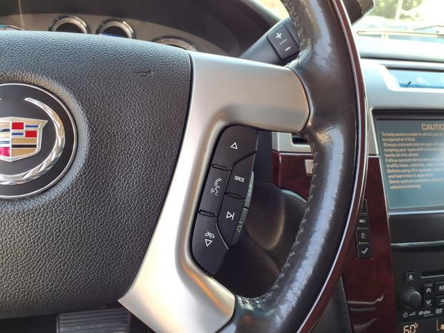 Used 2012 Cadillac Escalade EXT Luxury AWD/4WD image 12