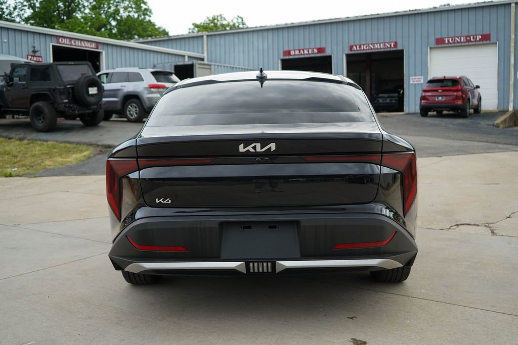 Used 2025 Kia K4 FWD image 19