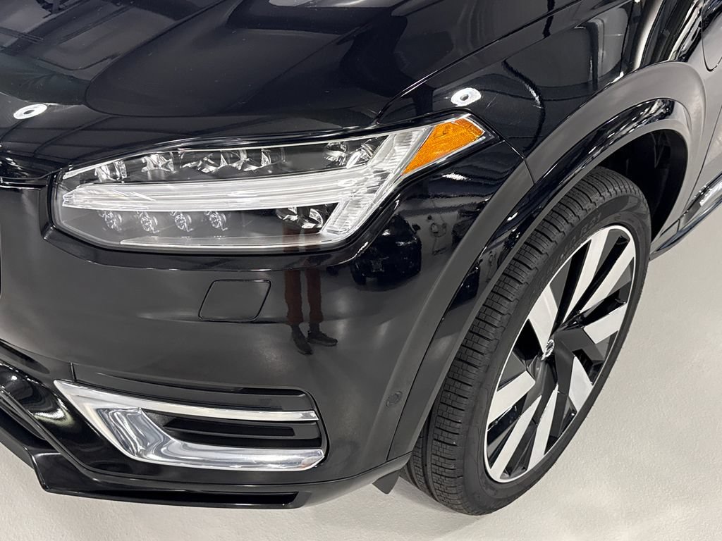 Certified 2024 Volvo XC90 T8 Plus w/ Protection Package Premier AWD/4WD image 7