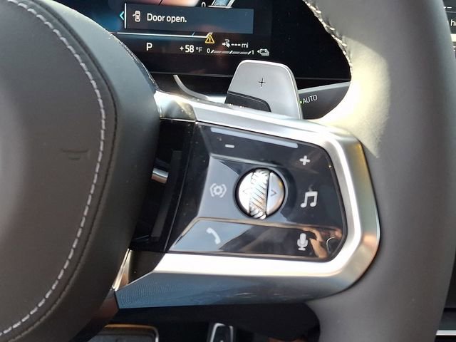 New 2026 BMW 750e xDrive w/ Executive Package image 19