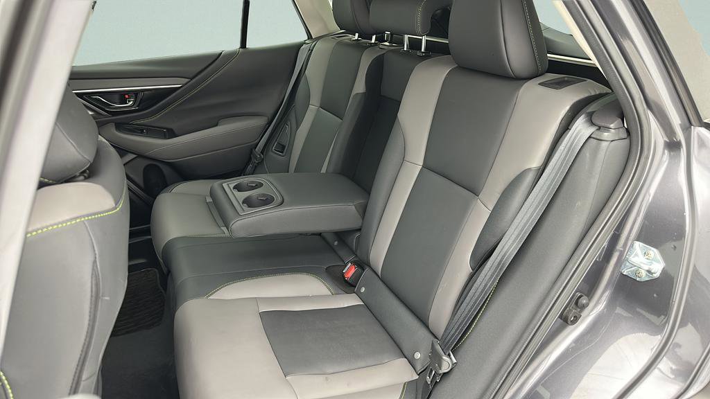 Used 2025 Subaru Outback Onyx Edition AWD/4WD image 9