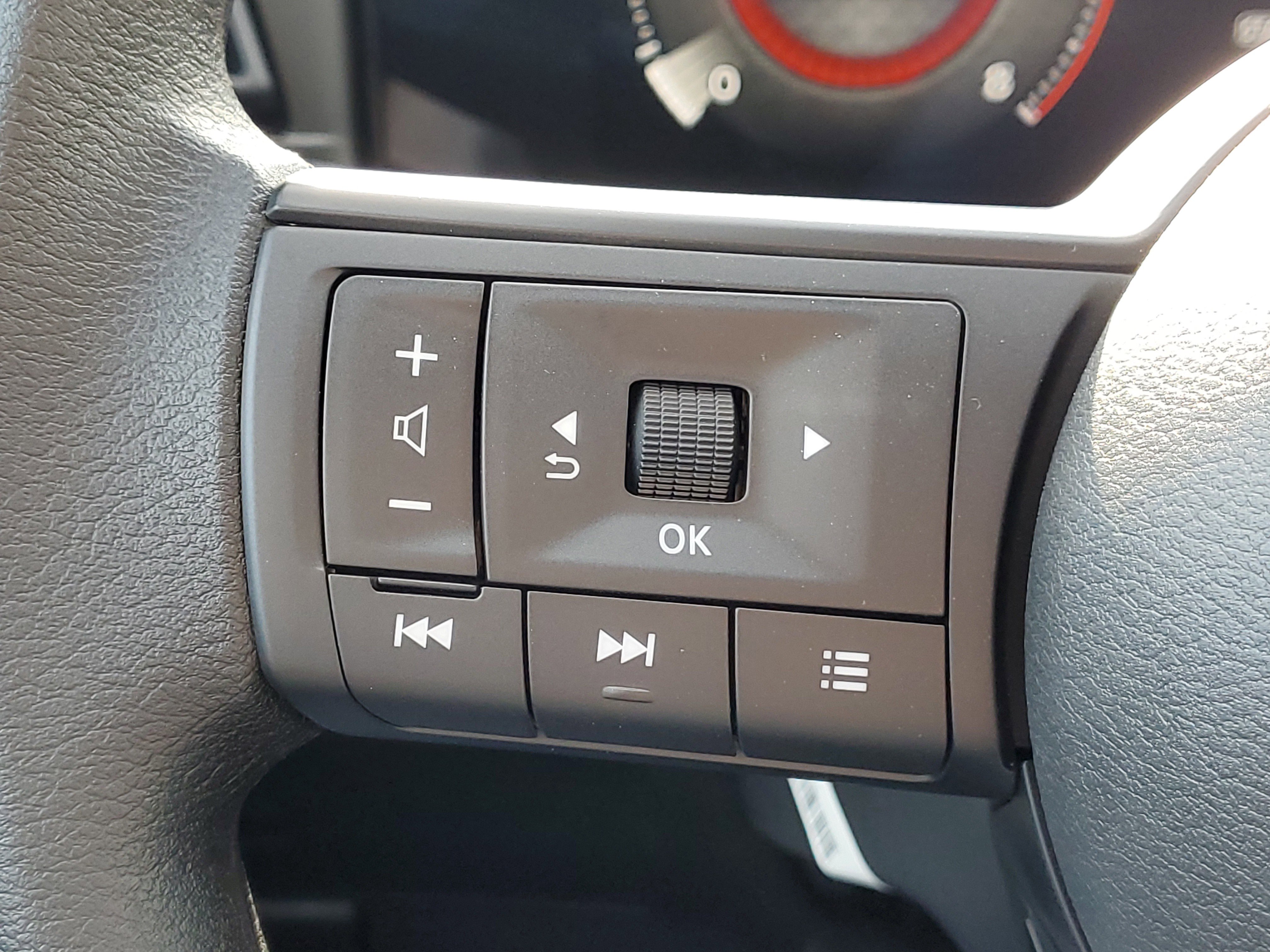 New 2026 Nissan Kicks SV w/ SV Premium Package AWD/4WD image 7