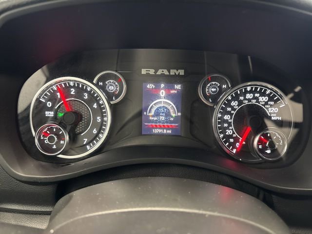 Used 2024 RAM 3500 Tradesman w/ Chrome Appearance Group image 36