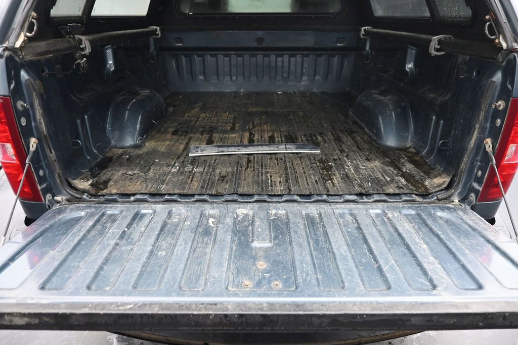 Used 2011 Chevrolet Silverado 1500 LT w/ Regional Value Package RWD image 11