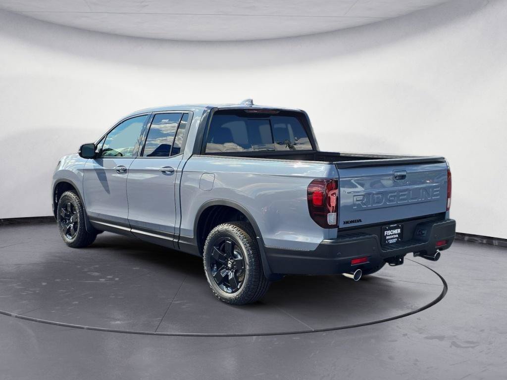 New 2026 Honda Ridgeline Black Edition image 4