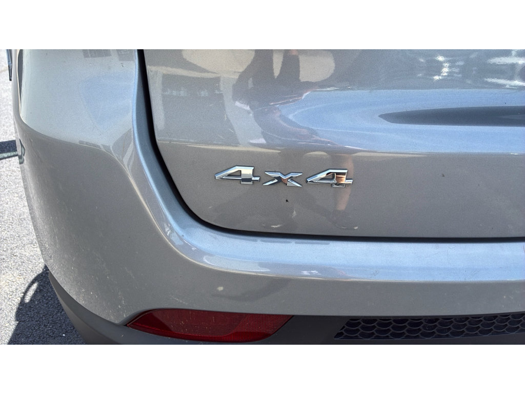 Used 2023 Jeep Compass Sport AWD/4WD image 25