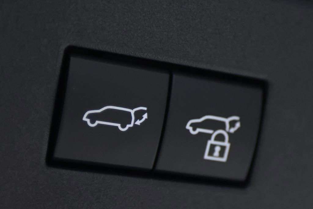 Used 2026 Lexus GX 550 550 Premium+ w/ Accessory Package (2T) image 16