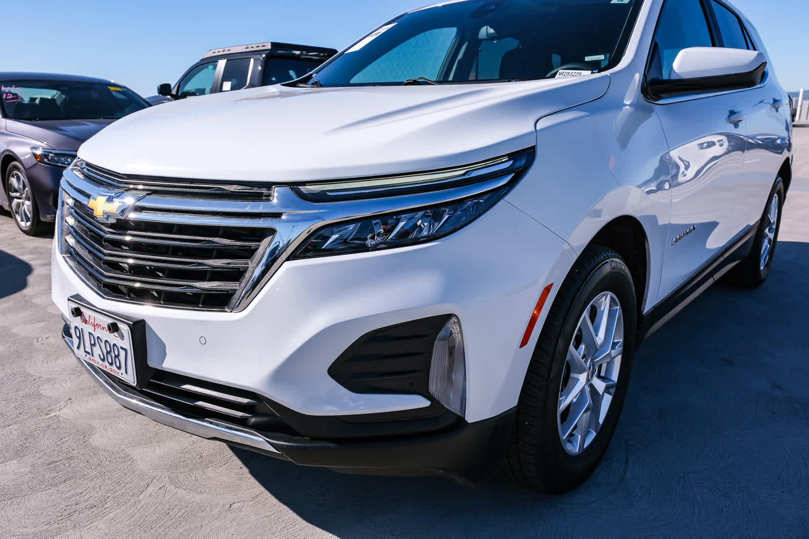 Used 2024 Chevrolet Equinox LT AWD/4WD image 12