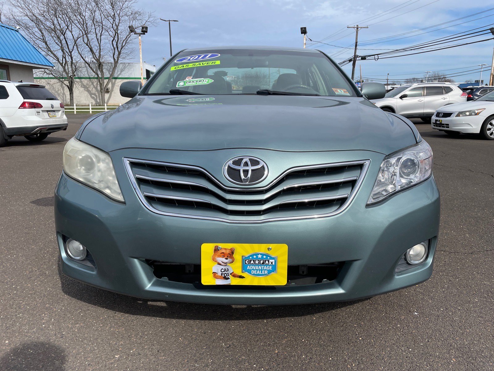 Used 2011 Toyota Camry XLE w/ SE/XLE Extra-Value Pkg image 5