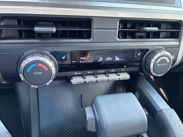 Used 2024 Toyota Tacoma SR5 AWD/4WD image 13