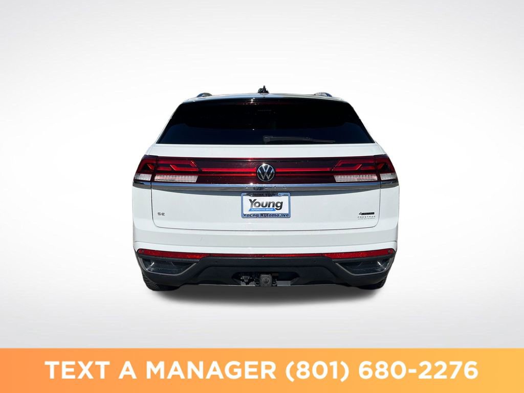 Used 2024 Volkswagen Atlas Cross Sport SE AWD/4WD image 4