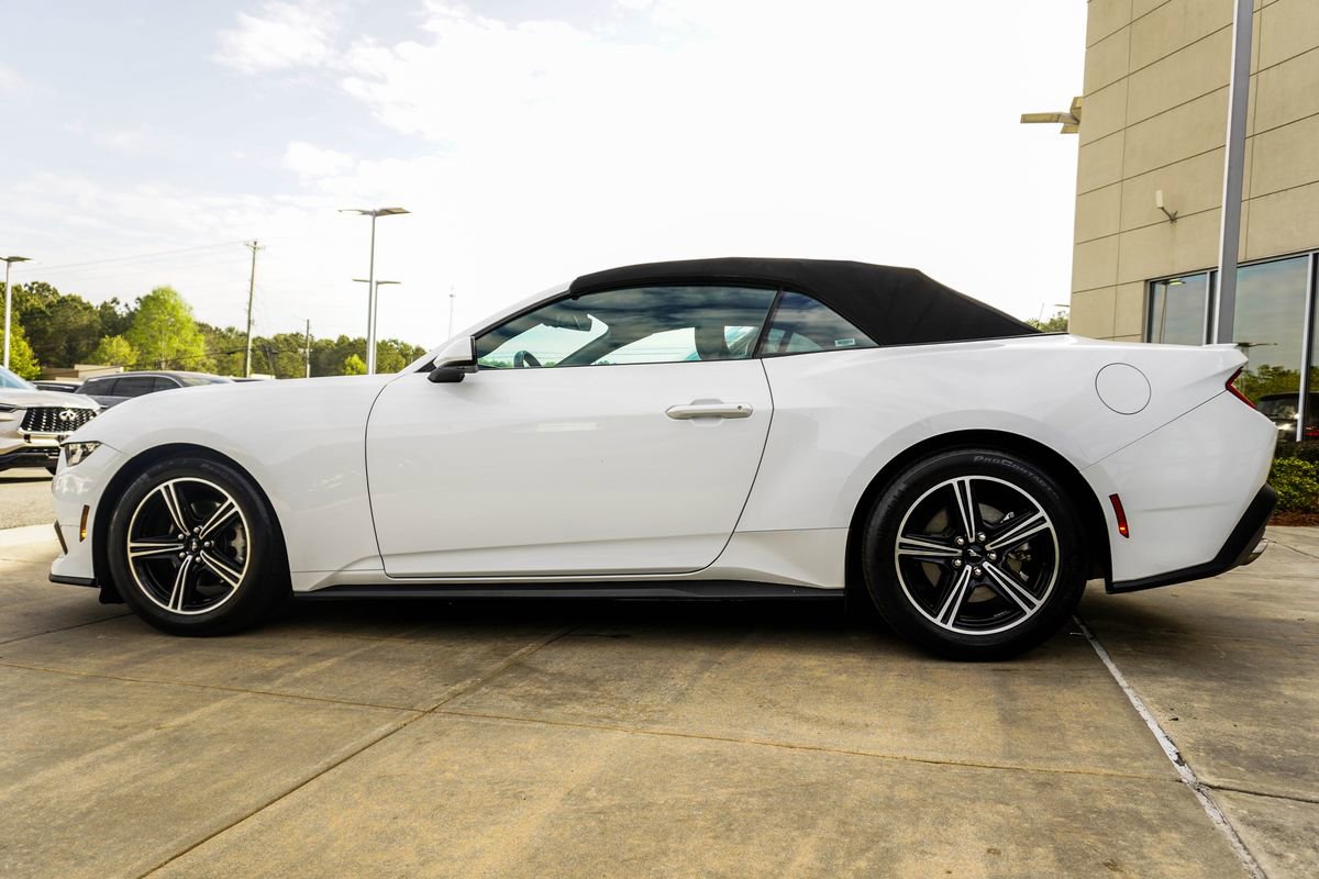 Used 2024 Ford Mustang Premium image 9