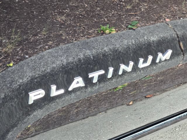 Certified 2025 Ford Expedition Platinum AWD/4WD image 34