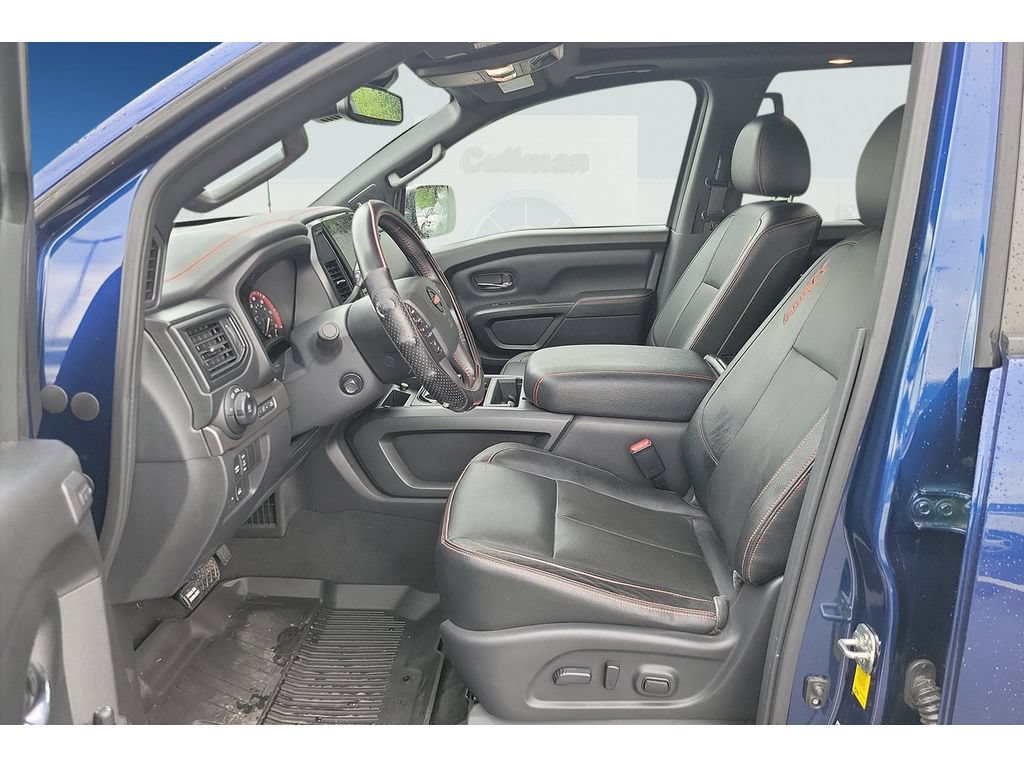 Used 2021 Nissan Titan PRO-4X w/ Pro-4x Convenience Package AWD/4WD image 13