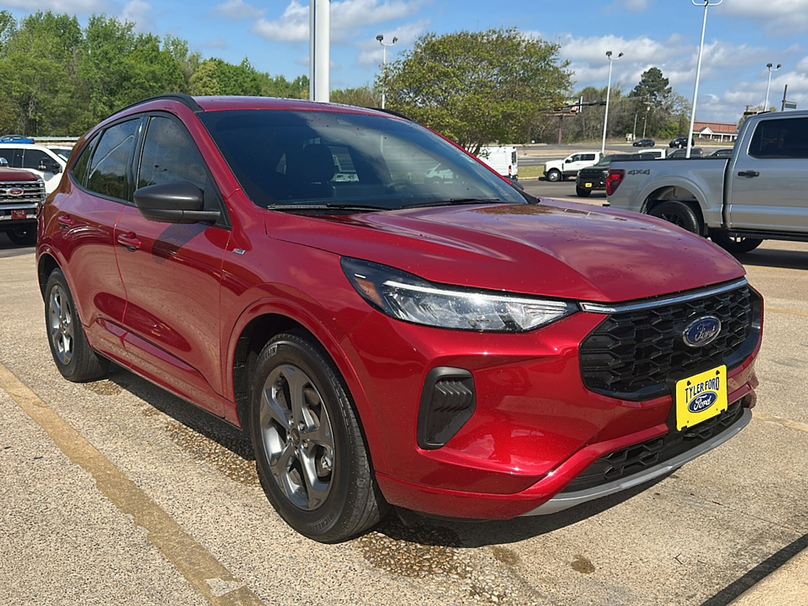 Used 2023 Ford Escape ST-Line w/ Tech Pack #1 image 1