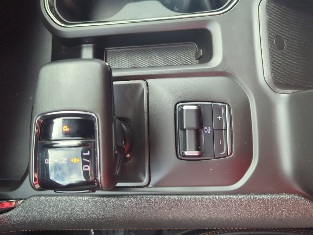 Used 2024 GMC Sierra 1500 AT4 w/ Technology Package image 48