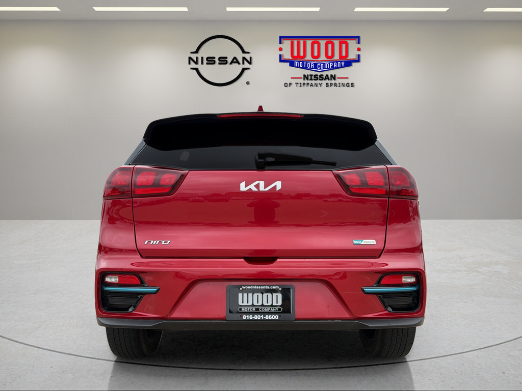 Used 2022 Kia Niro EX w/ Cold Weather Package FWD image 3