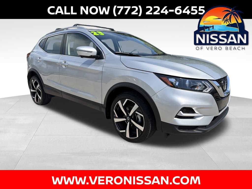 Certified 2022 Nissan Rogue Sport SL image 1