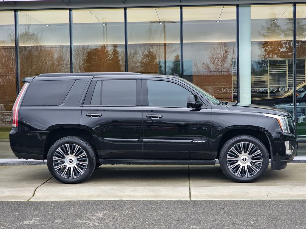 Used 2019 Cadillac Escalade Premium Luxury image 6