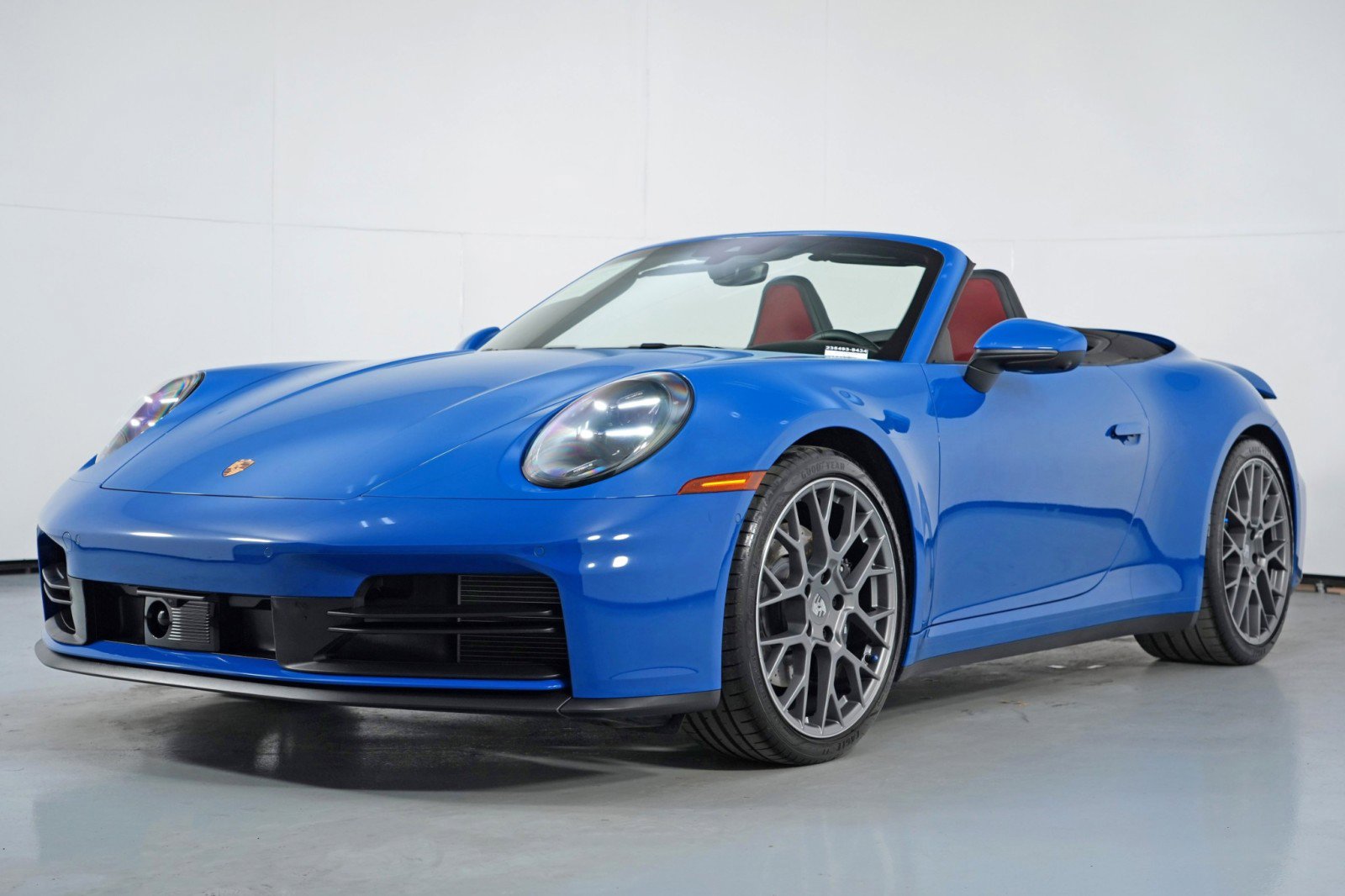 Used 2025 Porsche 911 Carrera RWD image 55