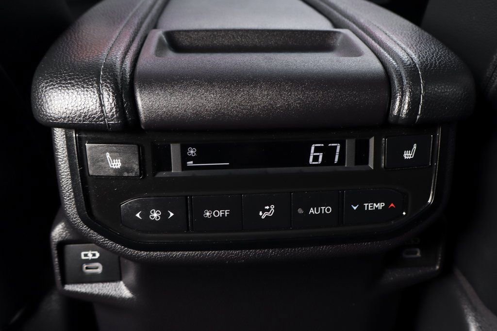 Used 2024 Toyota Grand Highlander Limited image 48