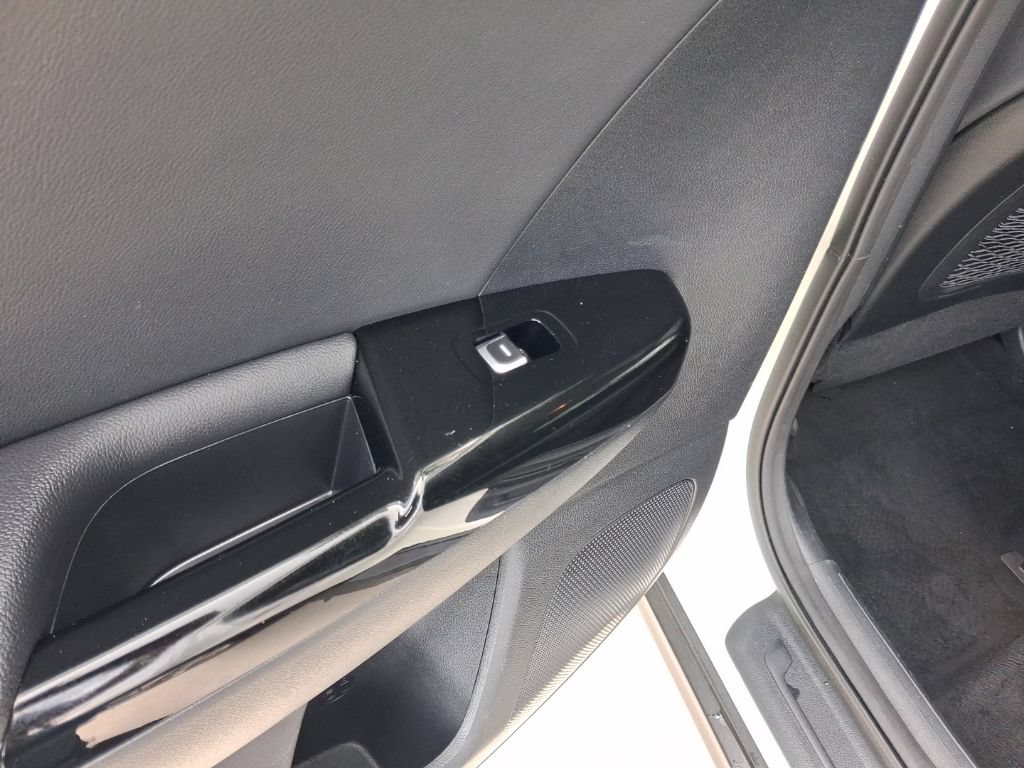 Used 2020 Kia Sportage EX FWD image 11
