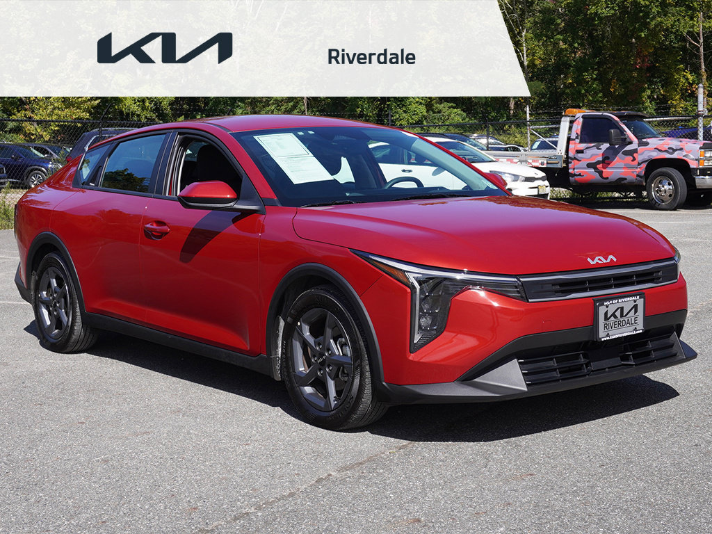 Used 2025 Kia K4 FWD image 48