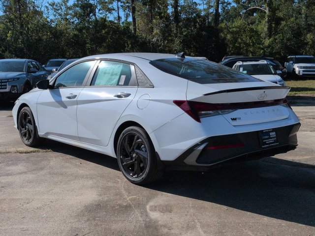 New 2026 Hyundai Elantra SEL Sport FWD image 7