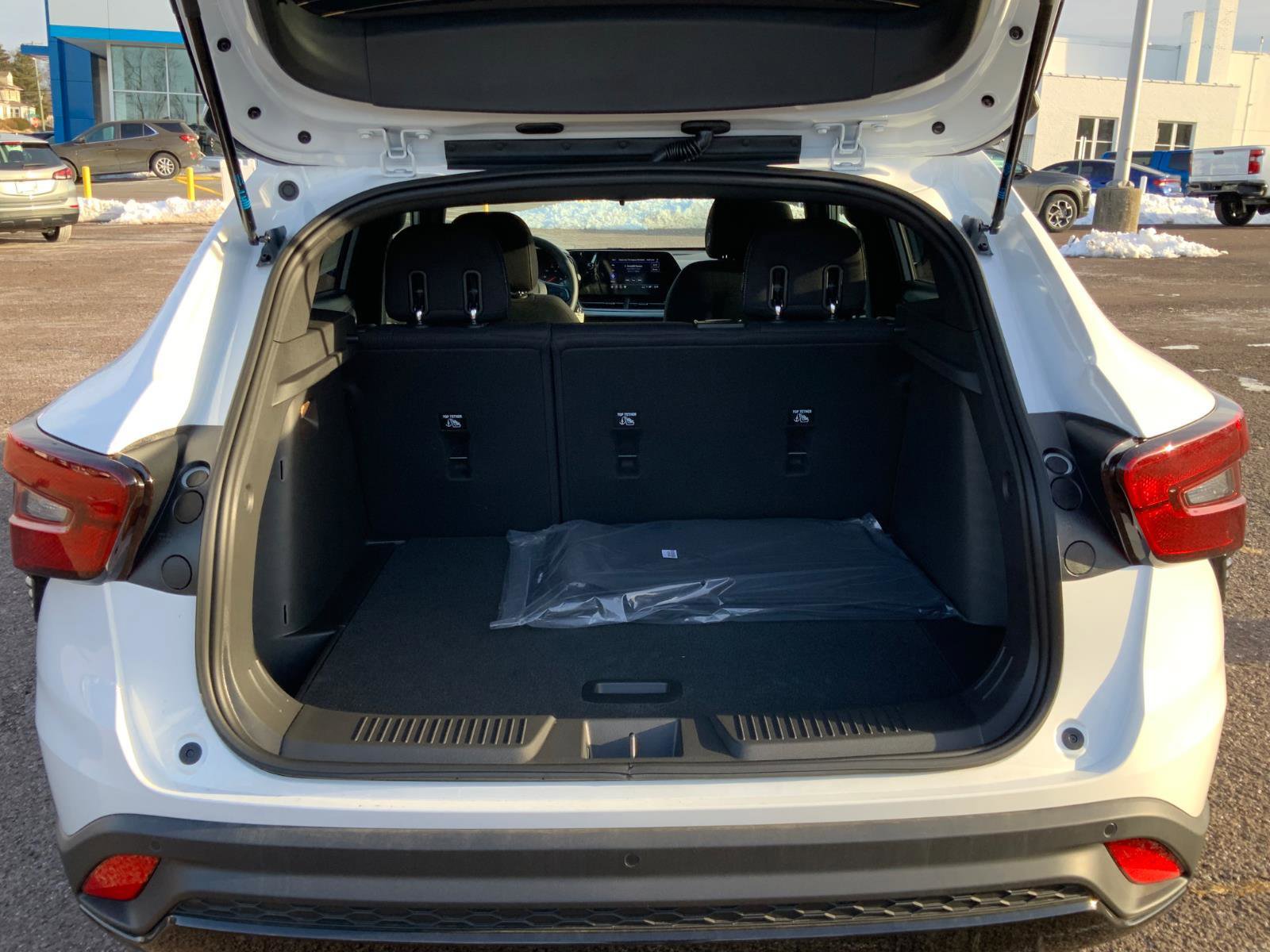 New 2026 Chevrolet Trax RS w/ Sunroof Package image 29