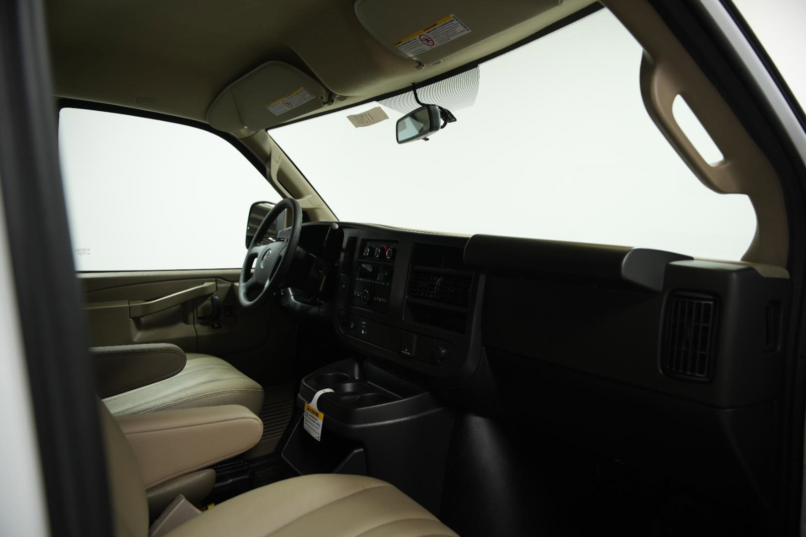 New 2026 GMC Savana 2500 Extended RWD image 19