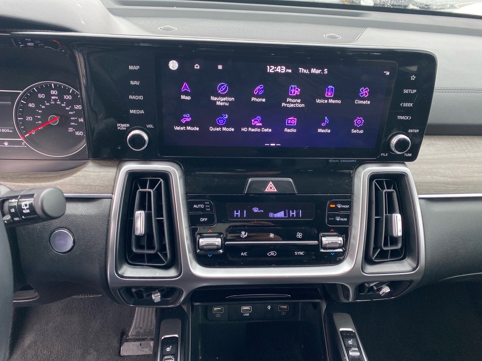 Certified 2023 Kia Sorento S w/ Panoramic Sunroof Package image 12