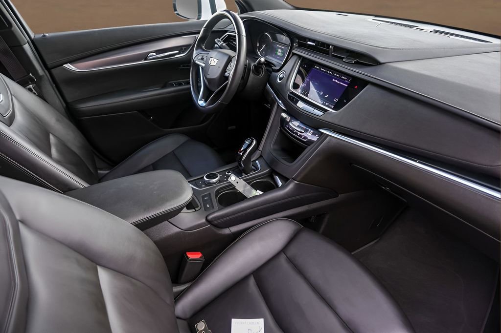 Certified 2022 Cadillac XT6 Luxury image 31