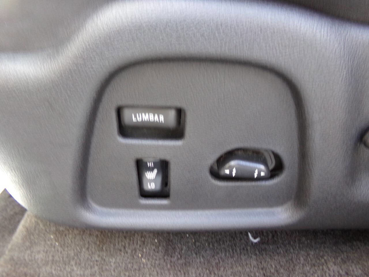 Used 2009 HUMMER H3 Luxury AWD/4WD image 32