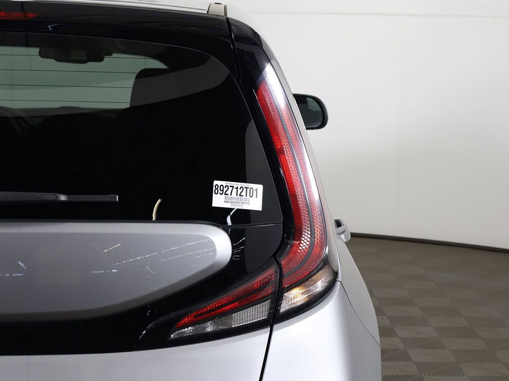 Used 2023 Kia Soul EX image 17