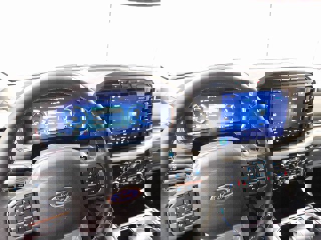 Used 2023 Ford F150 Lightning XLT image 7