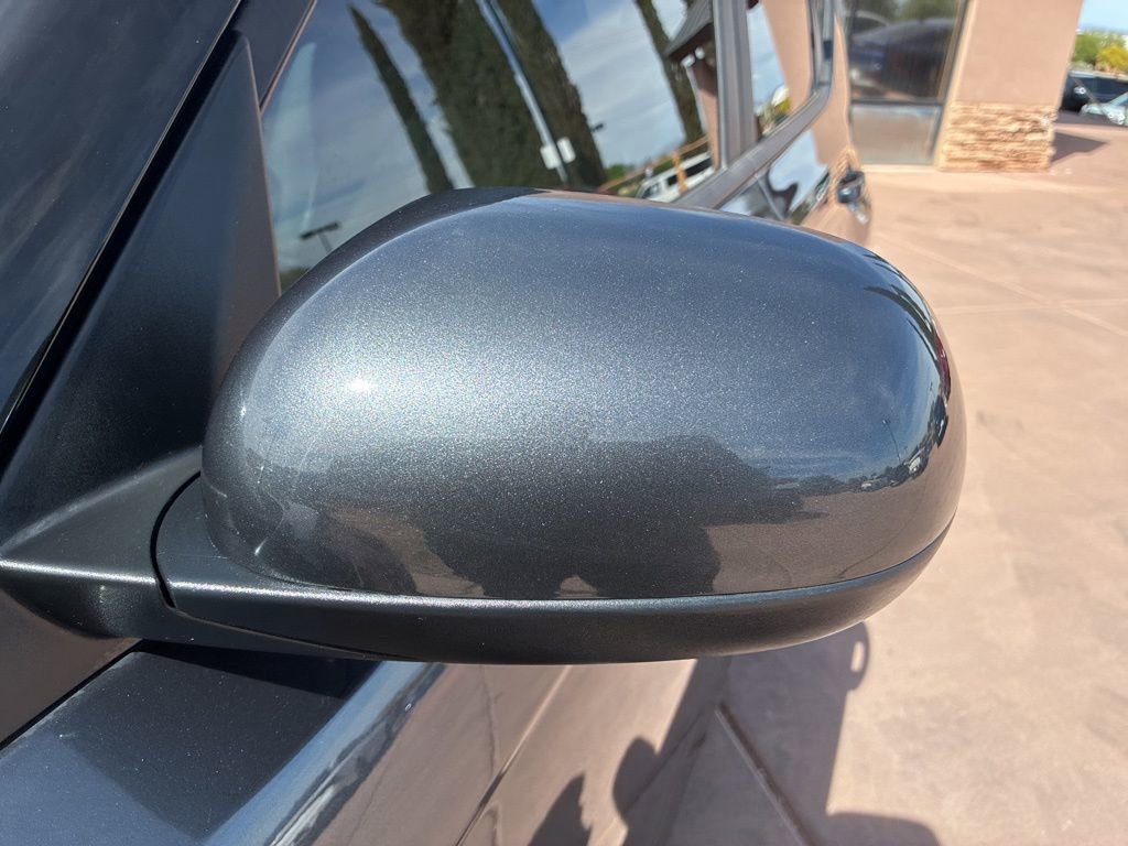 Certified 2025 Kia Soul LX w/ LX Technology Package FWD image 4