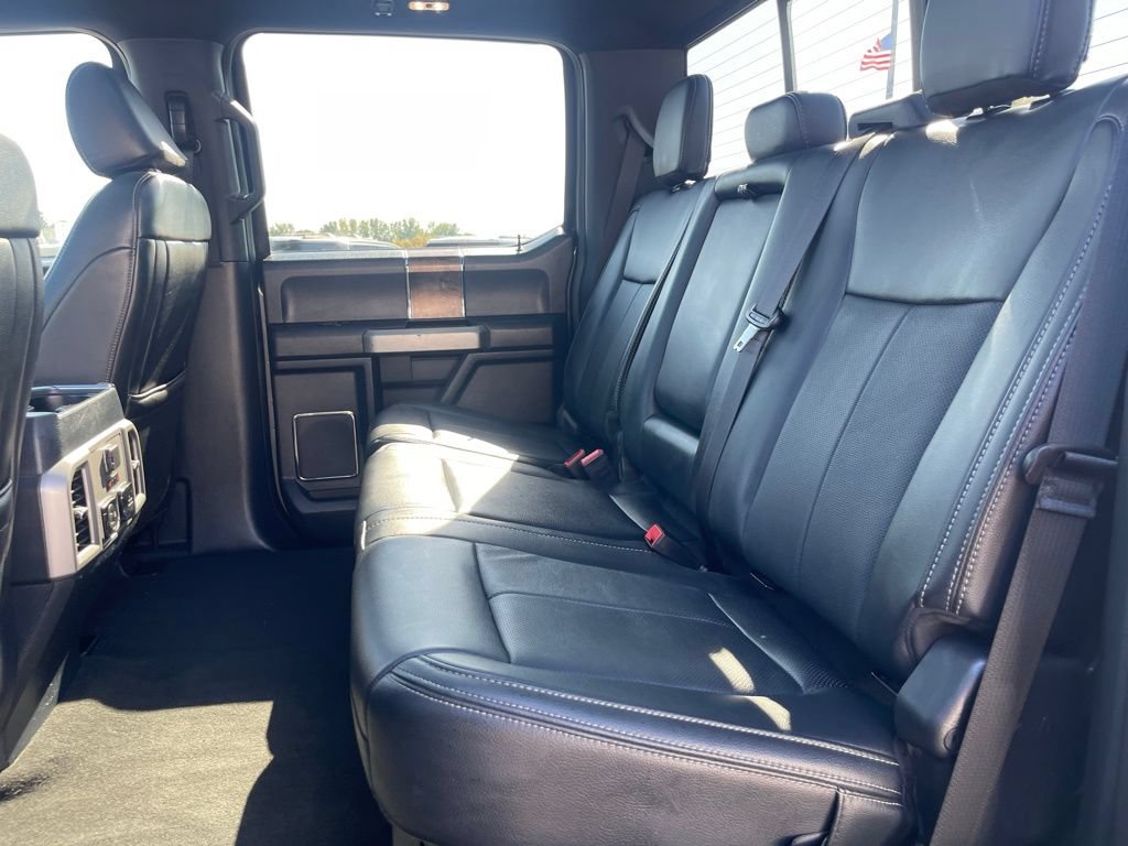 Used 2022 Ford F250 Lariat w/ Black Appearance Pkg AWD/4WD image 30